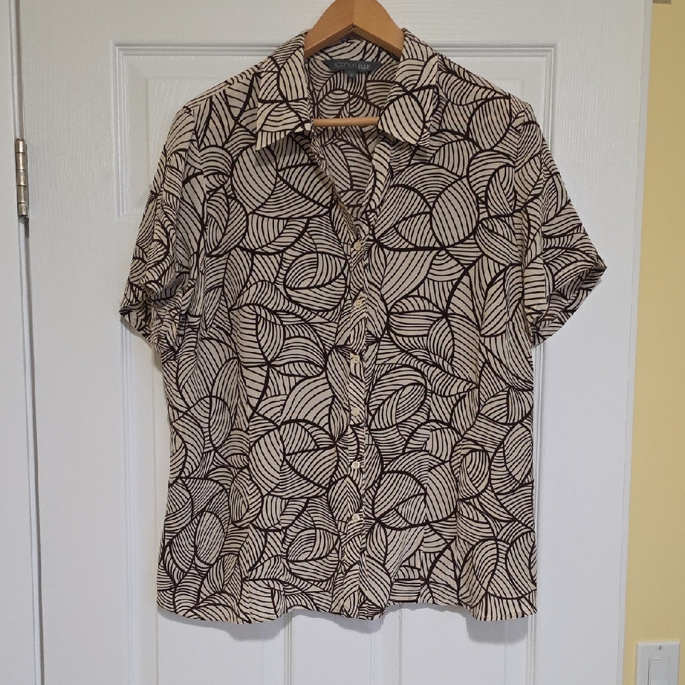 100 % SILK Addition Elle Black and Cream Leaf Print Blouse